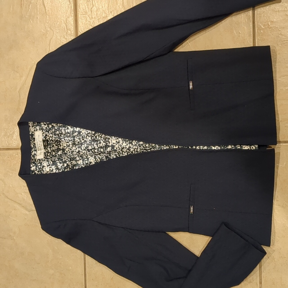TAHARI Blue Structured Blazer Size 4P
